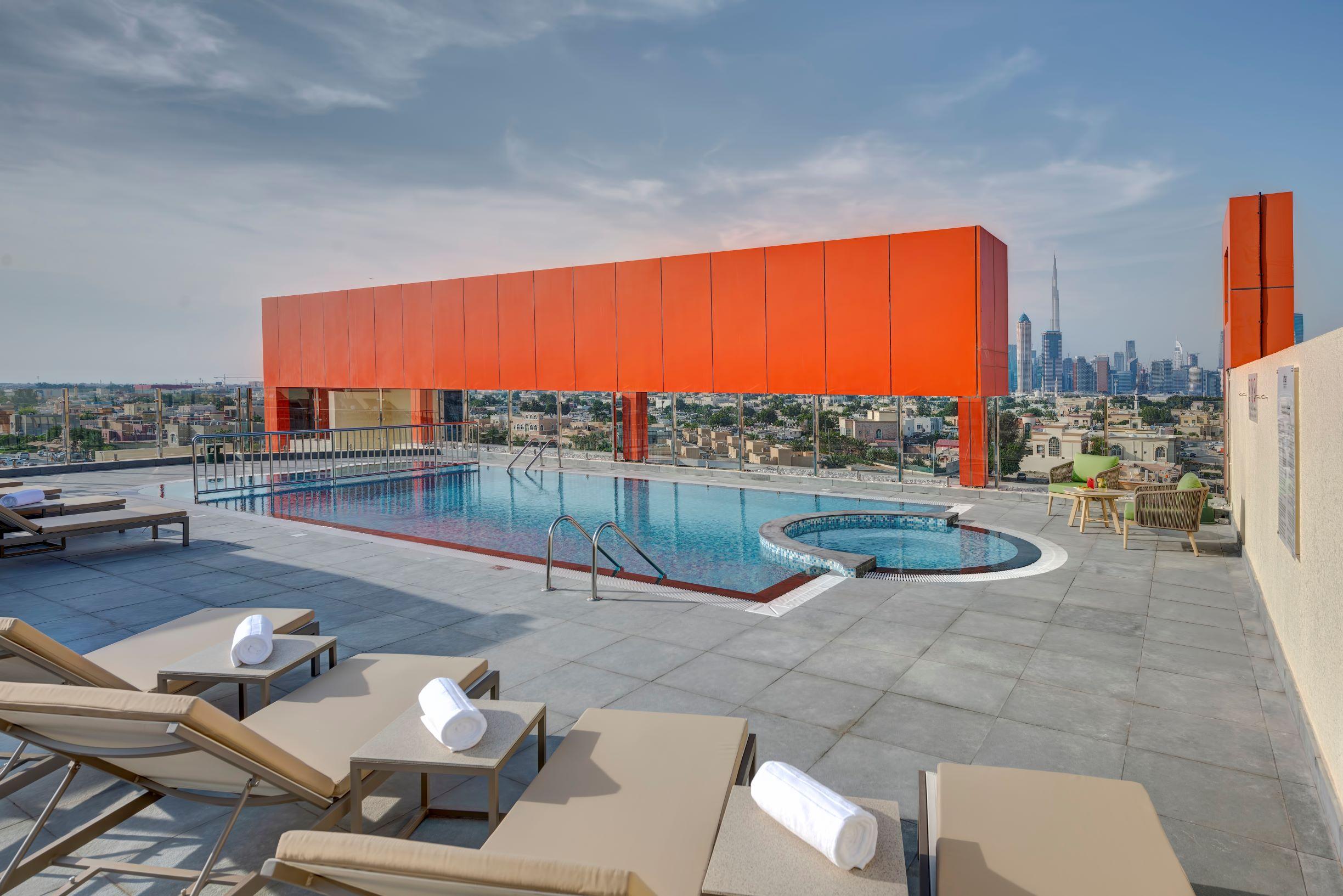 Urban Al Khoory Hotel Дубай Экстерьер фото